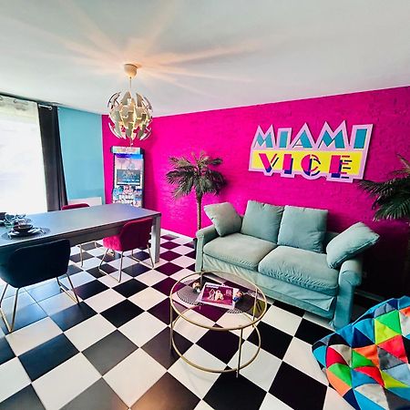 Capsule Miami Vice - Jacuzzi - Billard - Ecran Cinema & Netflix - Ping-Pong - Nintendo & Jeux- Liévin Eksteriør bilde
