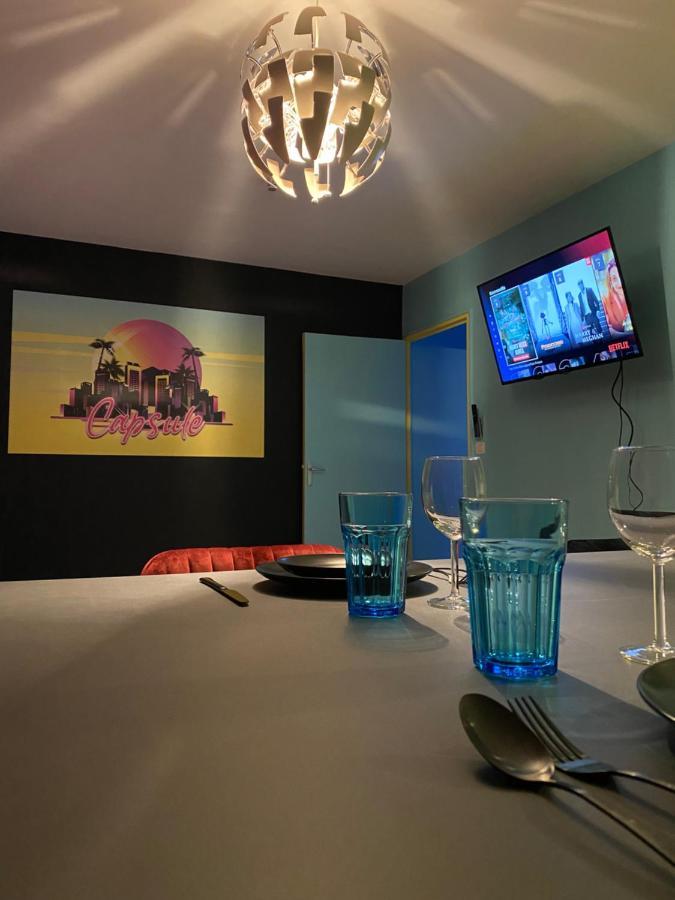 Capsule Miami Vice - Jacuzzi - Billard - Ecran Cinema & Netflix - Ping-Pong - Nintendo & Jeux- Liévin Eksteriør bilde