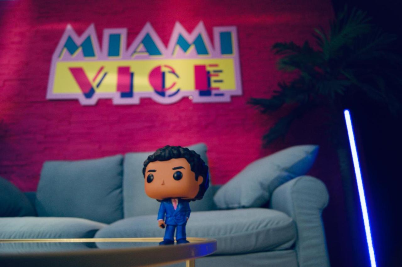 Capsule Miami Vice - Jacuzzi - Billard - Ecran Cinema & Netflix - Ping-Pong - Nintendo & Jeux- Liévin Eksteriør bilde